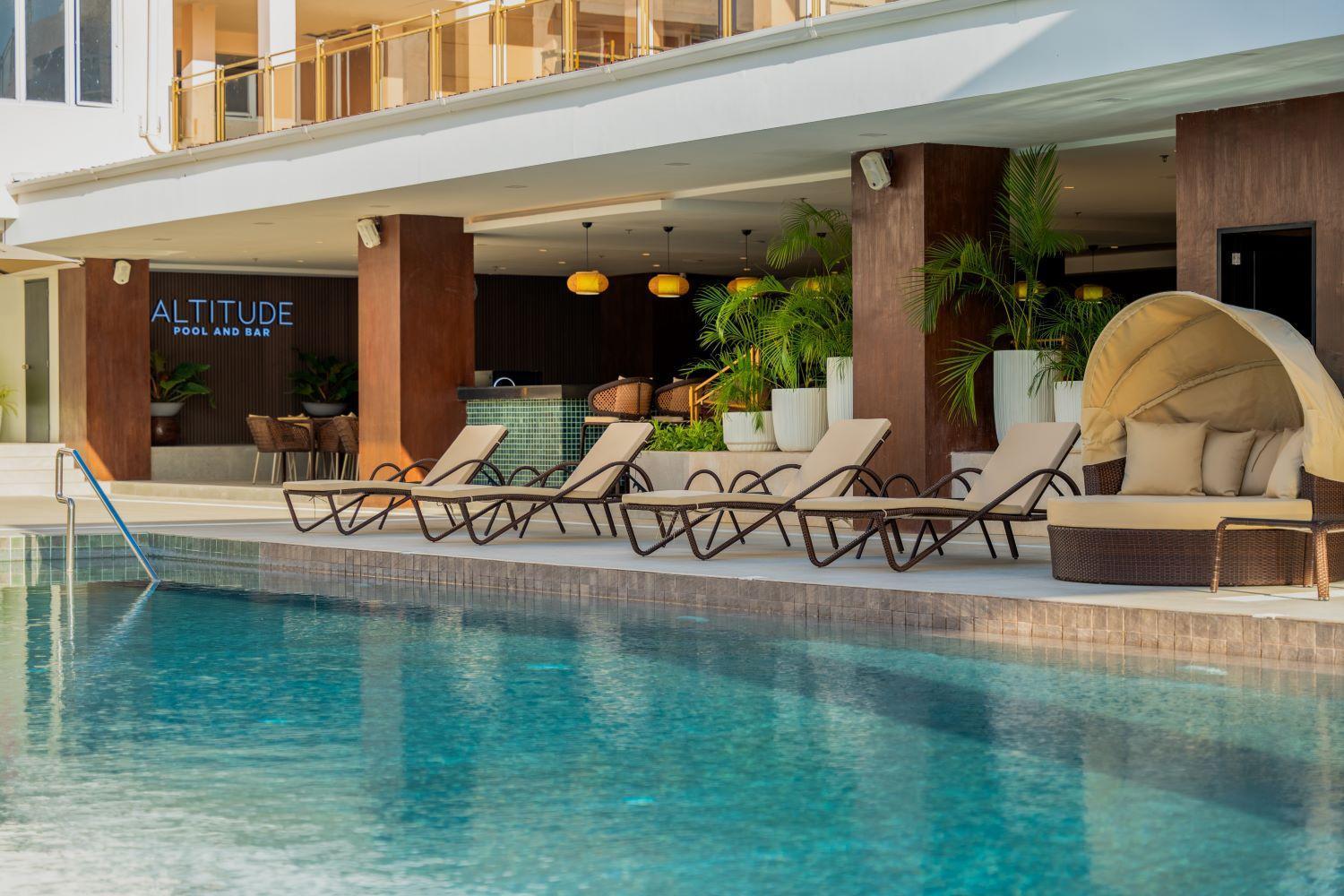 Metrocentre Hotel Tagbilaran City Exterior photo